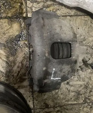 Volvo V70 Front brake caliper