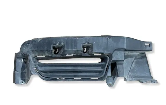 Dodge Charger Front bumper lower grill 517000796