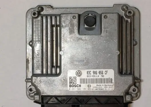 Volkswagen Golf V Engine control unit/module 03C906056CF 0261S02184