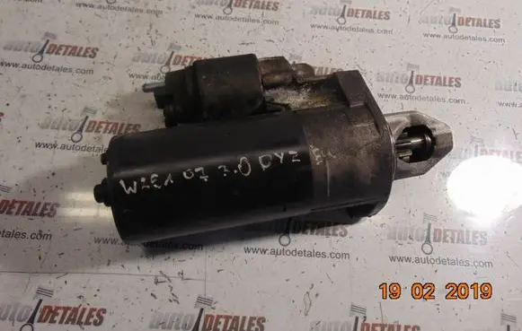 Mercedes-Benz R W251 Starter motor A0001115049