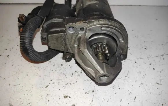 Mercedes-Benz Sprinter W901 W902 W903 W904 Starter motor 0986017260