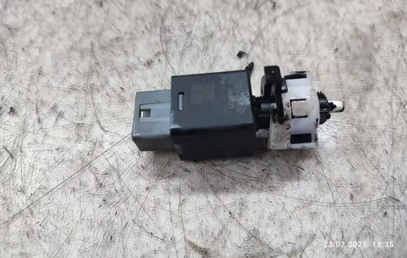 KIA Optima Brake pedal sensor switch 938133S800