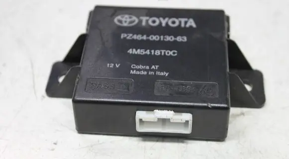 Toyota Avensis T270 Alarm control unit/module 4M5418T0C
