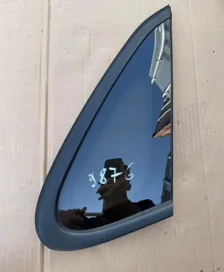Hyundai i30 Rear side window