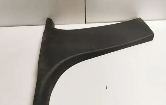 BMW 3 E90 E91 (B) pillar trim (bottom) 7058337