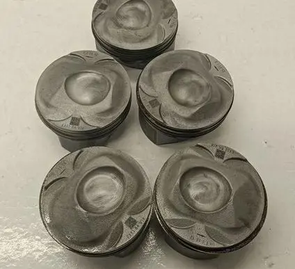 Jaguar F-Pace Piston 