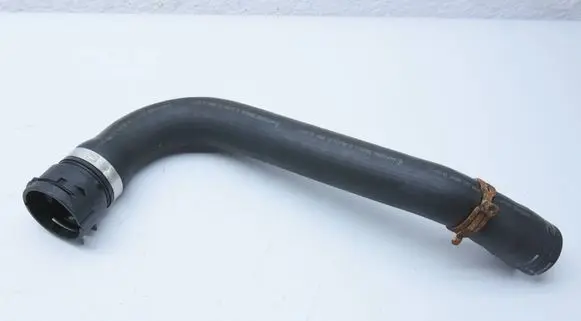 Mercedes-Benz Vito Viano W447 Engine coolant pipe/hose A4475010682 ZGS003Q