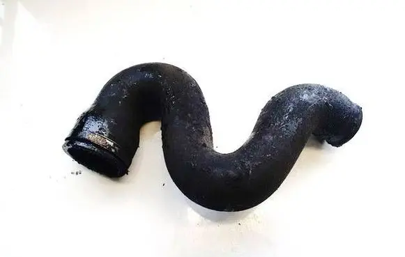 Volkswagen PASSAT B5 Intercooler hose/pipe 