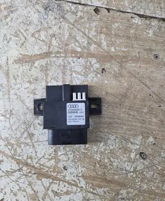 Audi A6 S6 C6 4F Fuel injection pump control unit/module 4F0906093G 0098660