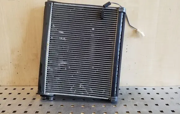 Air conditioning (A/C) radiator (interior)