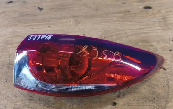 Mazda 6 Boot/trunk interior light GMN351150B