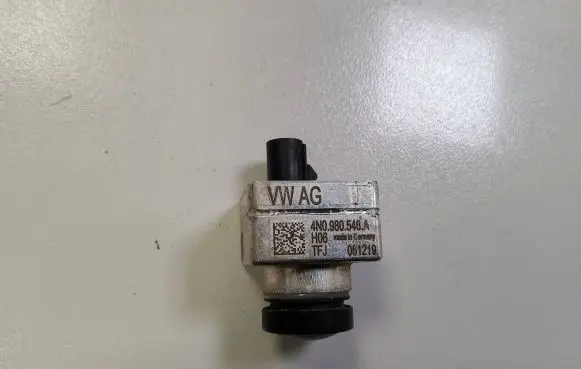 Porsche Cayenne (9Y0 9Y3) Front bumper camera 4N0980546A