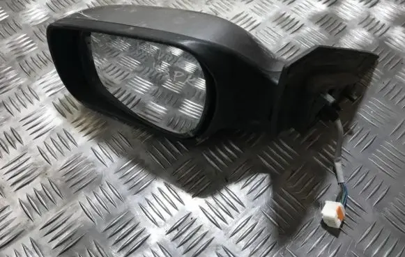 Mazda 6 Front door electric wing mirror