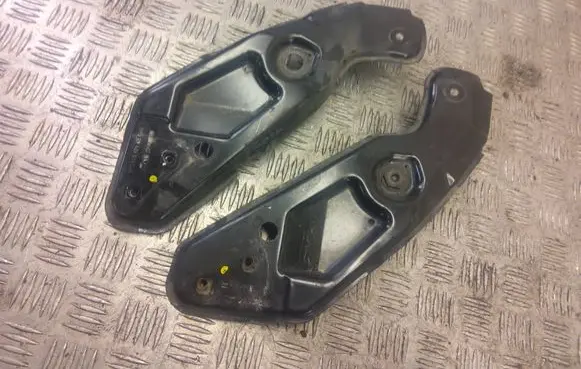 Seat Leon (5F) Radiator support slam panel bracket 5F0806929