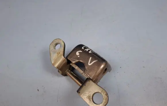 Honda CR-V Rear door upper hinge