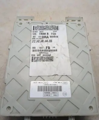 Ford Focus Fuse module 010012 30S522075F02