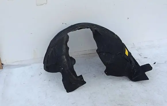 Audi A6 S6 C8 4K Front wheel arch liner splash guards 4K0821172S