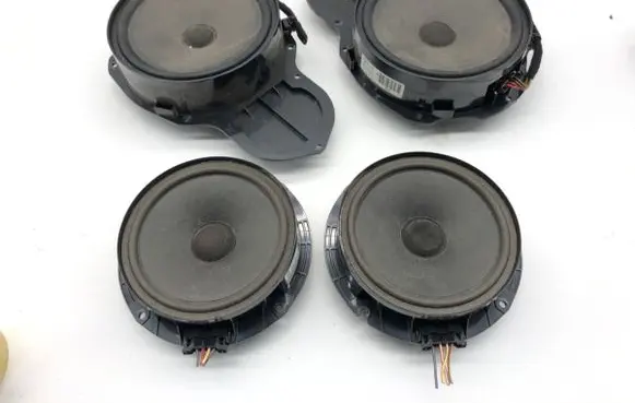 Volkswagen PASSAT B7 Audio system kit 3C8035453