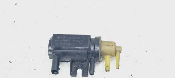 Mercedes-Benz E W212 Turbo solenoid valve A0091533128 14T036