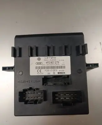 Audi Q7 4L Comfort/convenience module 4F0907279 4F0910279K F005V00619