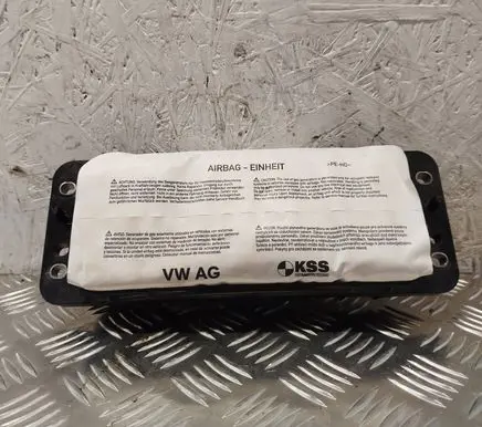 Seat Leon (5F) Passenger airbag 5F0880204A 0589P1000089