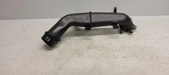 Opel Insignia A Intercooler hose/pipe GM13240176
