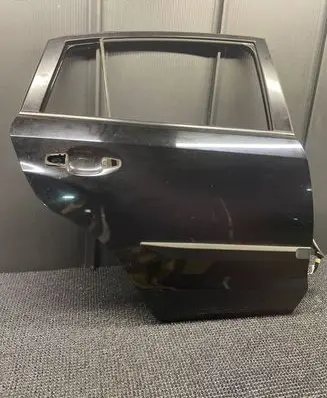 Subaru XV Rear door
