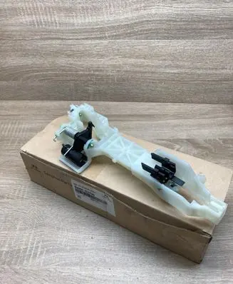 Hyundai Ioniq Front door exterior handle/bracket 82655G2700