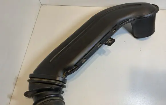 SsangYong Rexton I Air intake hose/pipe A1041414104