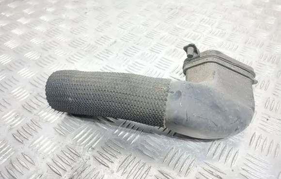 Audi A4 S4 B7 8E 8H Air intake duct part 8E0129604