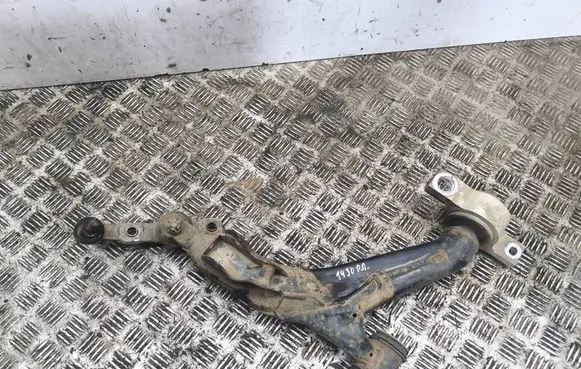 Lexus IS 220D-250-350 Front lower control arm/wishbone