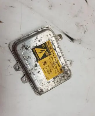 Land Rover Range Rover L322 Headlight ballast module Xenon 5DV00900000 01023582