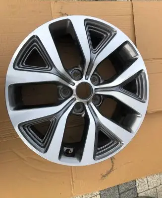 KIA Sportage R17 alloy rim 52910-3W610