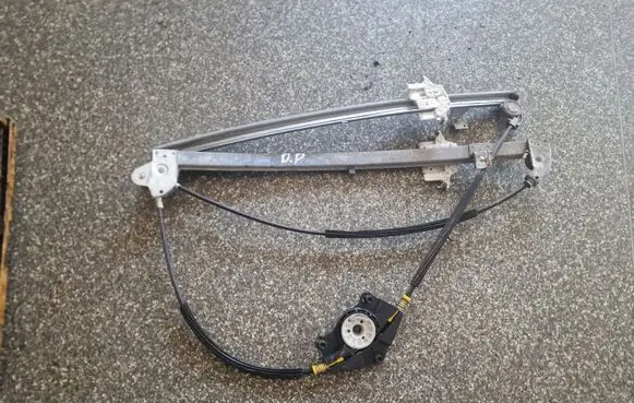 Peugeot 807 Front window lifting mechanism without motor