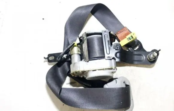 Subaru Legacy Front seatbelt