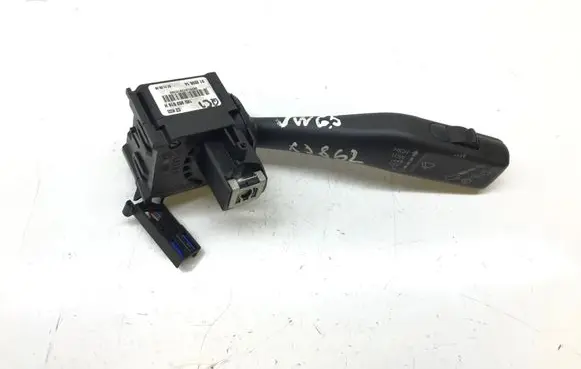 Volkswagen Golf V Wiper control stalk 1K0953519H K3862
