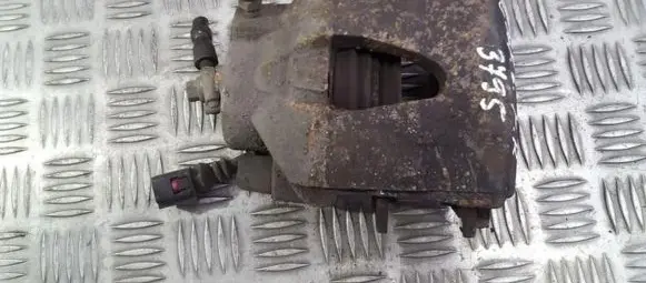 Volkswagen Golf V Front brake caliper