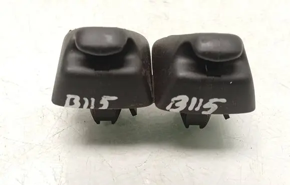 Sun visor clip/hook/bracket