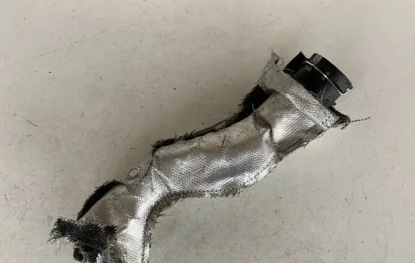 Audi A4 S4 B9 Engine coolant pipe/hose 8W0819334F