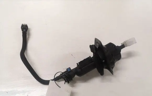 Mazda 3 II Clutch master cylinder KG19300