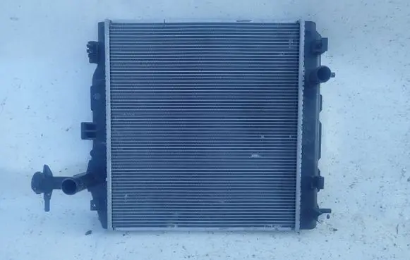 Mitsubishi Space Star Coolant radiator