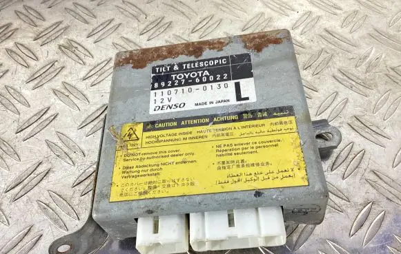 Toyota Land Cruiser (J100) Steering rack control module 8922760022 1107100130