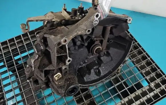 Peugeot Partner Manual 5 speed gearbox 20CD74 IMPRK1432958