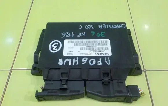 Chrysler 300 - 300C Torque split ecu control unit/module P04692392AG
