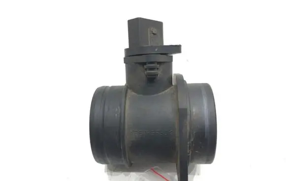 Volkswagen Golf IV Mass air flow meter 06A906461