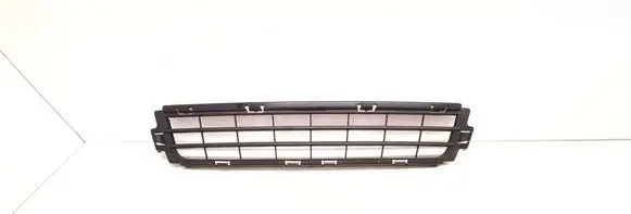 Volvo V50 Front bumper lower grill 30744911