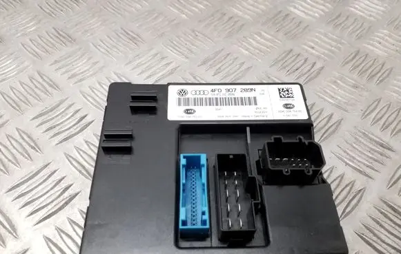 Audi A6 S6 C6 4F Comfort/convenience module 4F0907289N