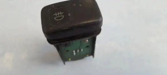 Fog light switch