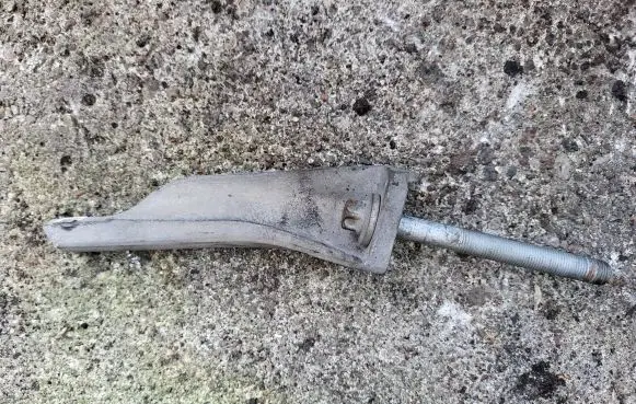 BMW 7 G11 G12 Sway bar bush bracket, rear 016gs686310409 86310409