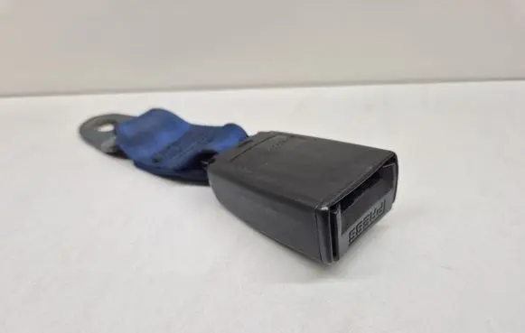 Citroen Berlingo Rear seatbelt buckle 33008831 40192 22999